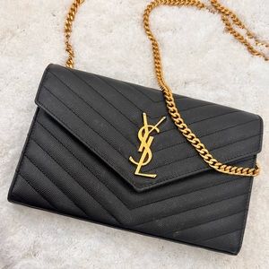 Saint Laurent,  YSL Cassandra Chain black